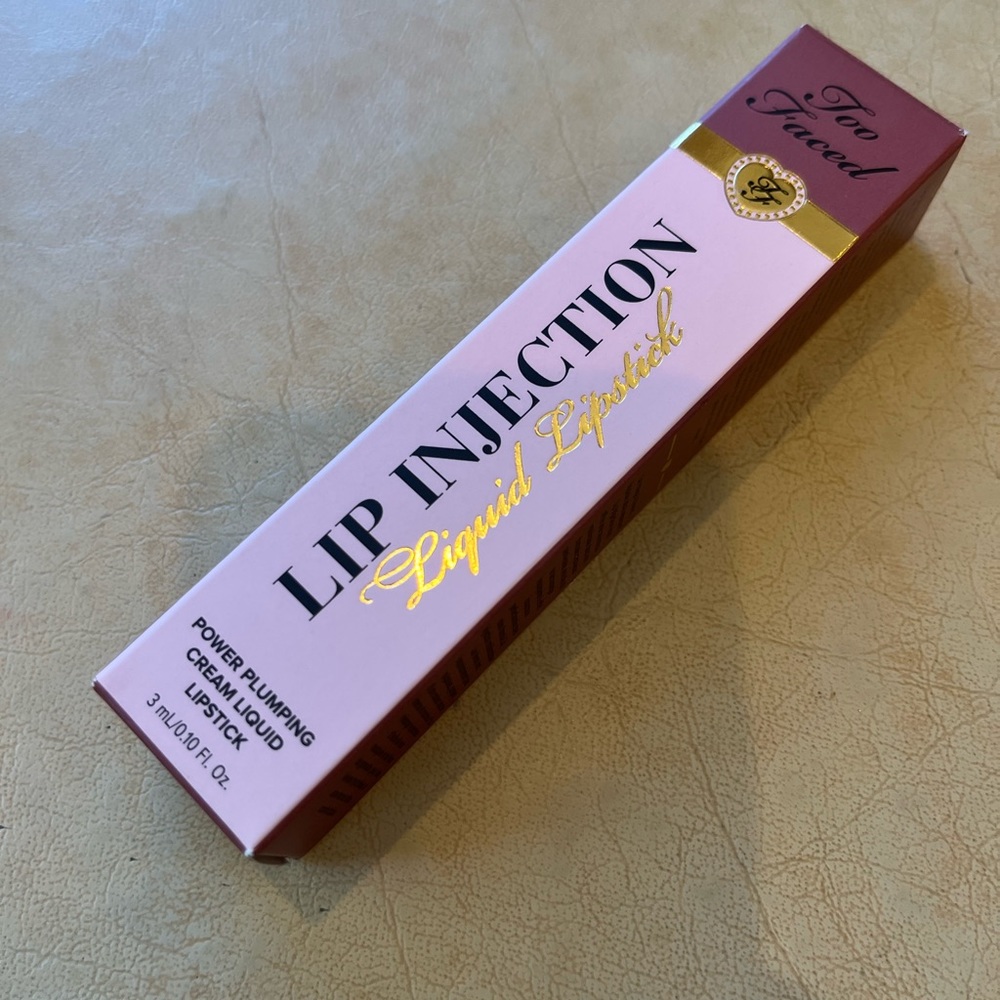 NIB Too Faced lip injection